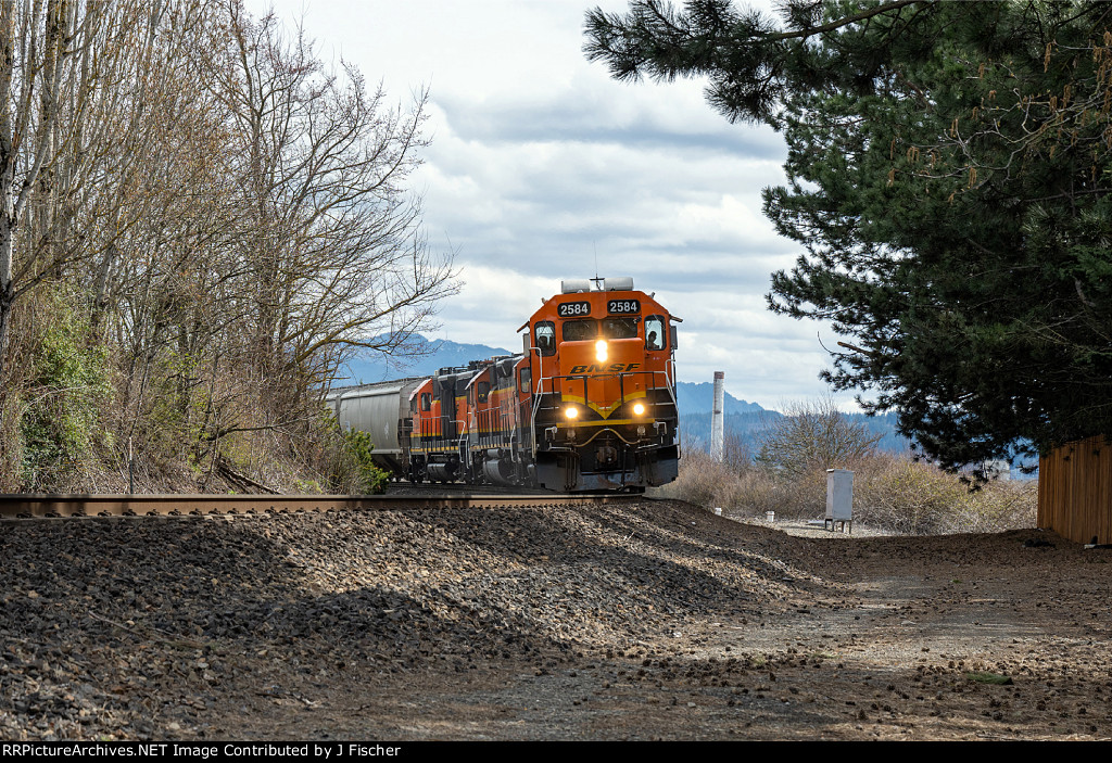 BNSF 2584